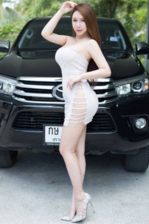 欧美连衣裙性感丝绒_720全集免费观看