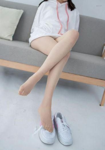 欧美女性高级感妆容_超清BD在线观看
