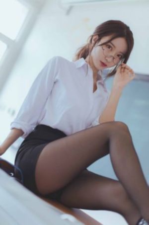 另类综合图区欧美_HD高清免费观看