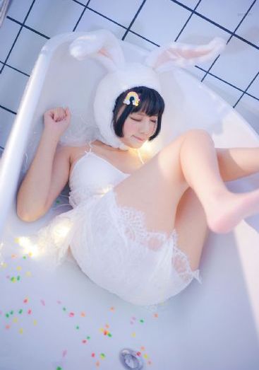 欧美恶搞美女动态图_1080P视频大全