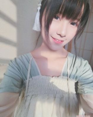 欧美手抱比特犬纹身_BD神马影院在线