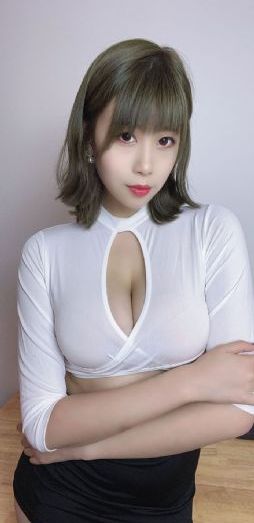 欧美末成年video水多_超清在线观看