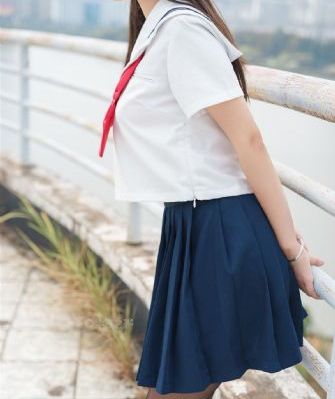 日韩精品一区二区三中文字幕_视频网址大全