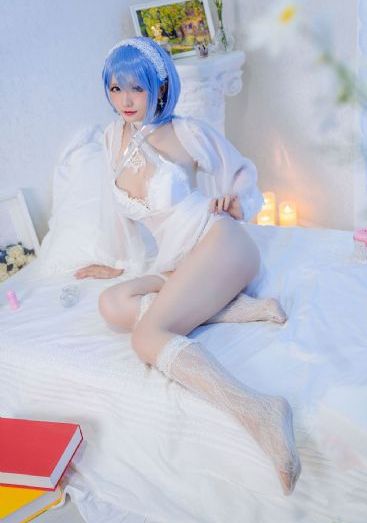 日韩潮牌女款衣服_BD英语高清完整版